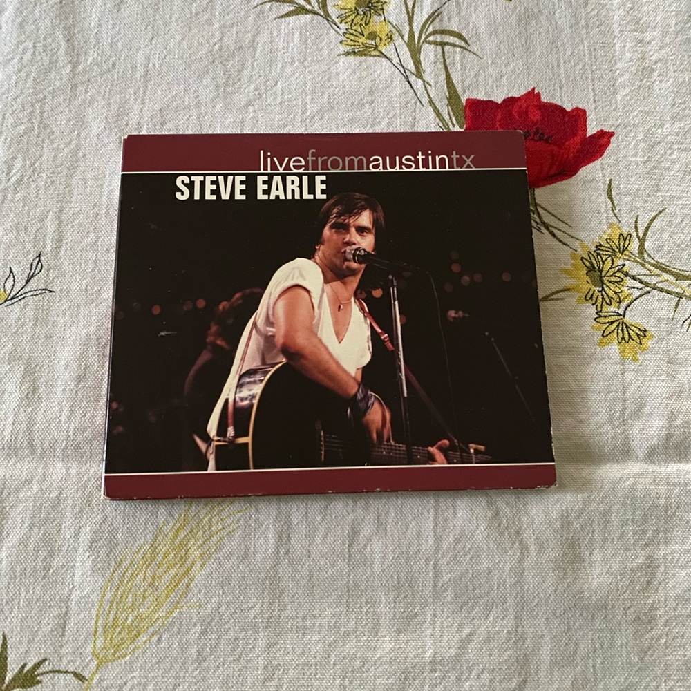 Steve Earle🏷7/$10🔥